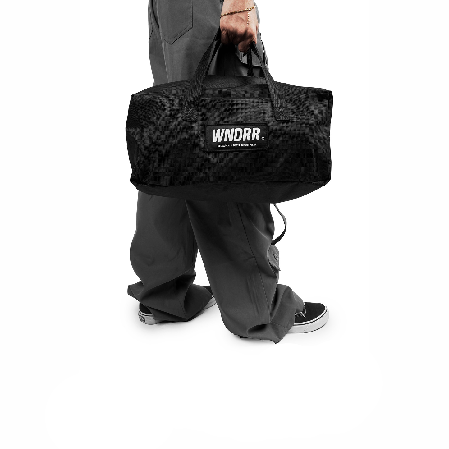 WNDRR Settler 360°- Low Back Swivel Chair (150 KG)